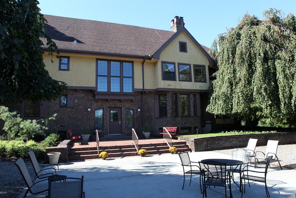 Rutgers University Inn And Conference Center Νιου Μπράνσγουικ Εξωτερικό φωτογραφία