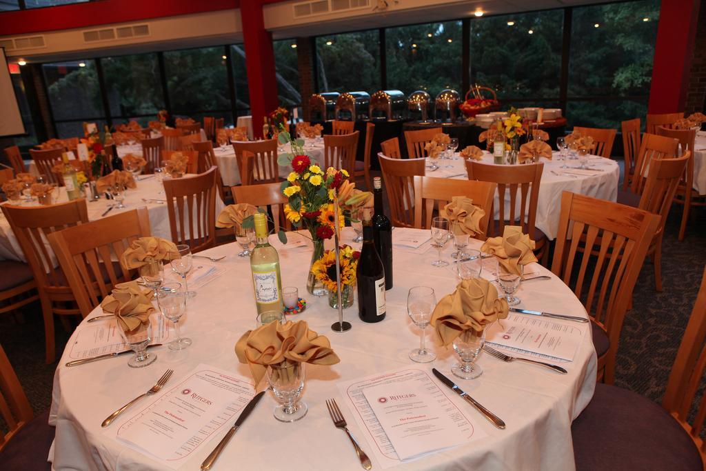 Rutgers University Inn And Conference Center Νιου Μπράνσγουικ Εξωτερικό φωτογραφία